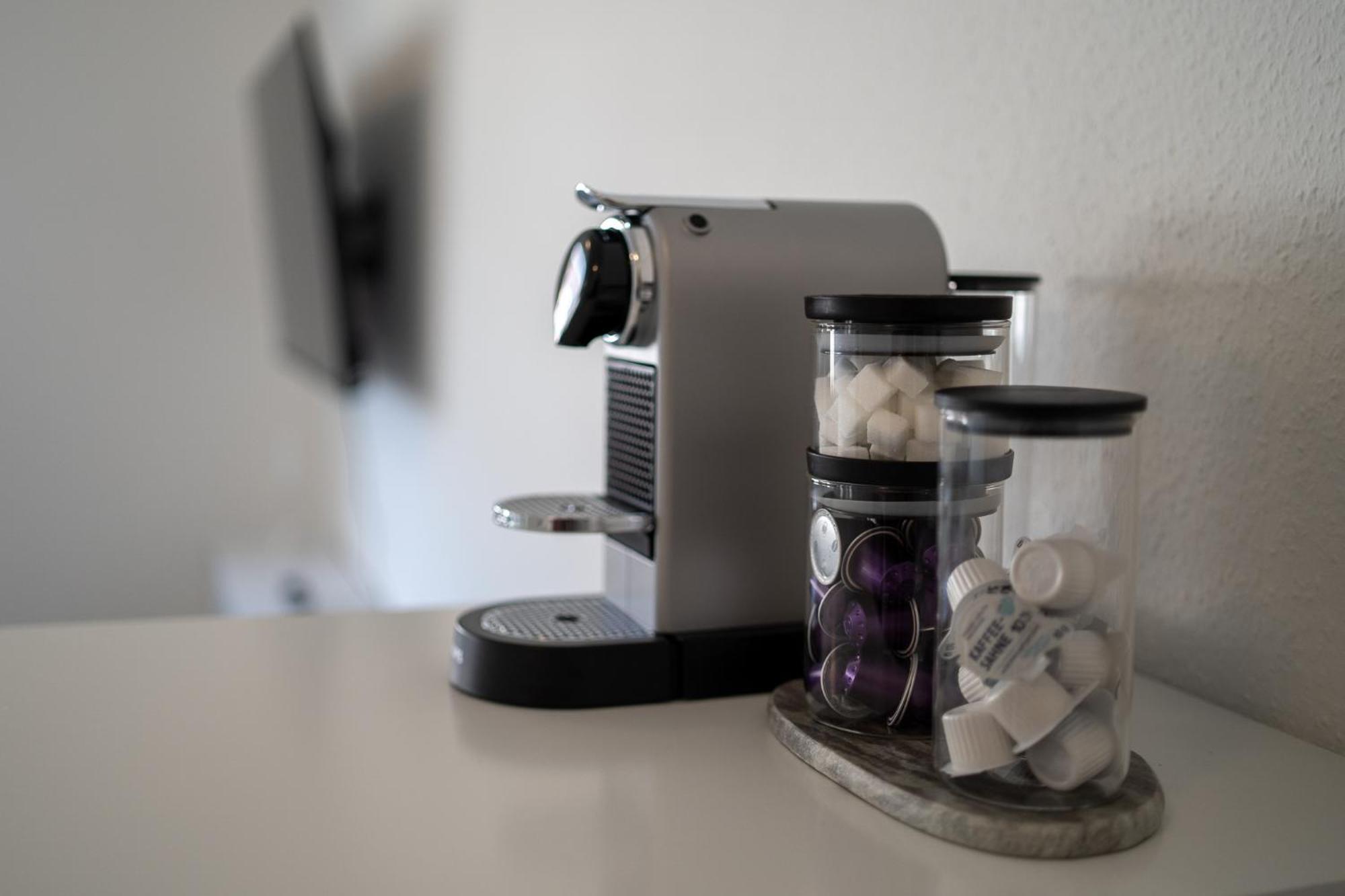 Designer Central Living Karlsruhe Wlan & Fire Tv Stick Buitenkant foto
