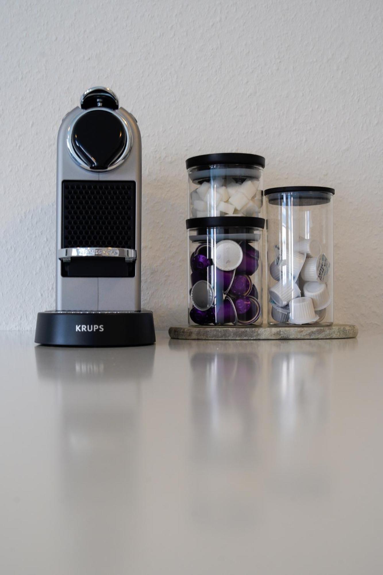 Designer Central Living Karlsruhe Wlan & Fire Tv Stick Buitenkant foto